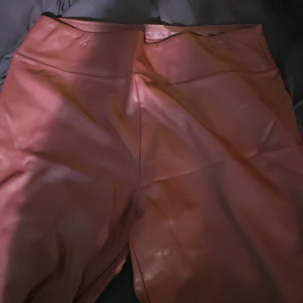 Wild Fable Maroon Pants - Picture 2 of 3